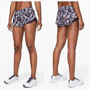 Lululemon Hotty Hot Short II *2.5" Utopia Multi / Deep Phantom sz 10